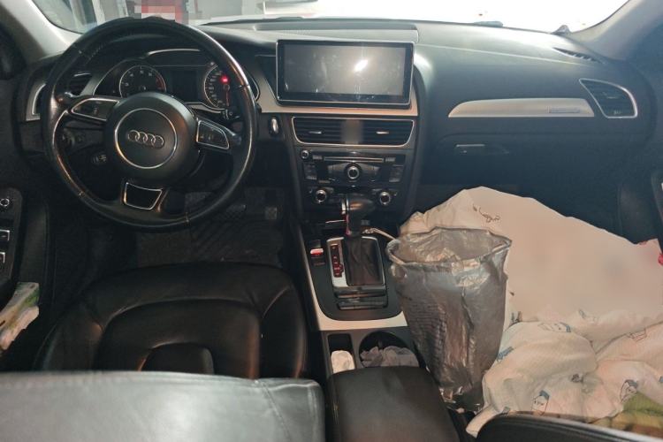 Used Audi A4 2013 40 TFSI allroad quattro Comfort model Center Console