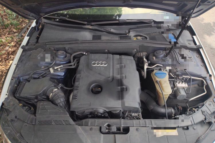 Used Audi A4 2013 40 TFSI allroad quattro Comfort model Engine Bay