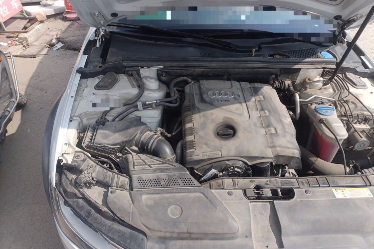 Used Audi A4 2013 40 TFSI allroad quattro Comfort model Engine Bay Right