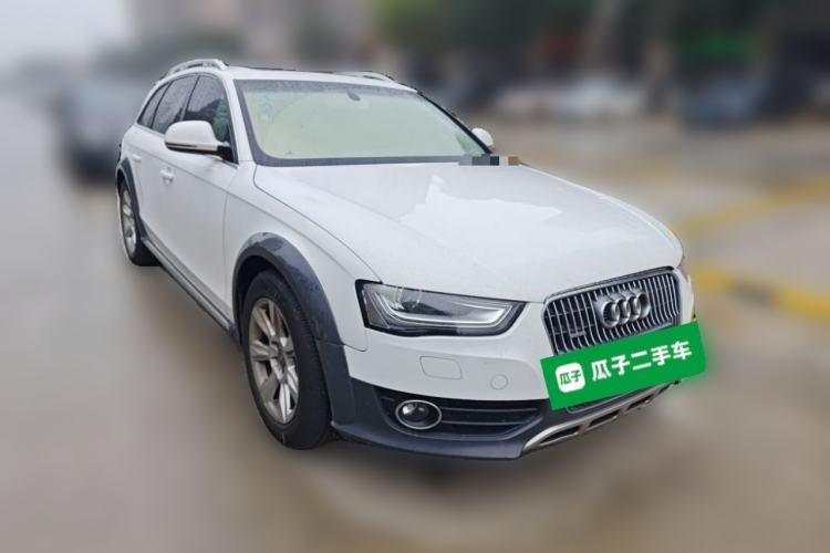 Used Audi A4 2013 40 TFSI allroad quattro Comfort model Front Right 45 Deg