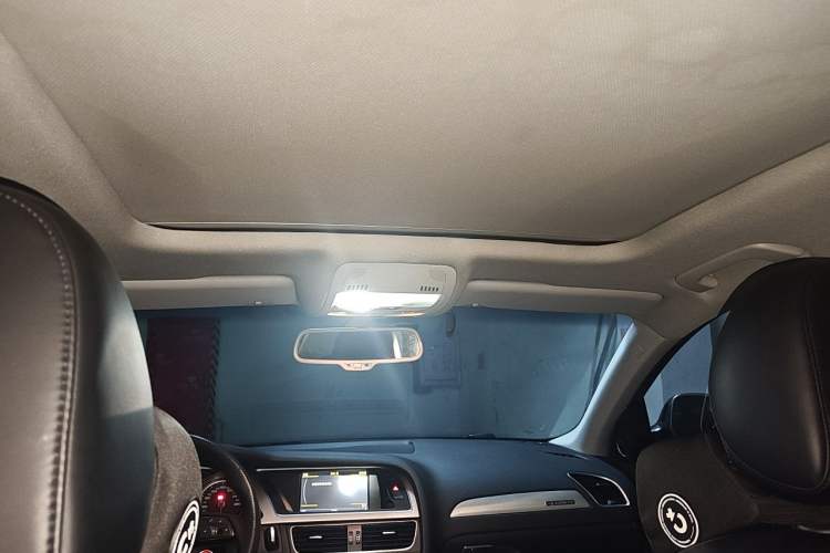 Used Audi A4 2013 40 TFSI allroad quattro Luxury Model Headliner