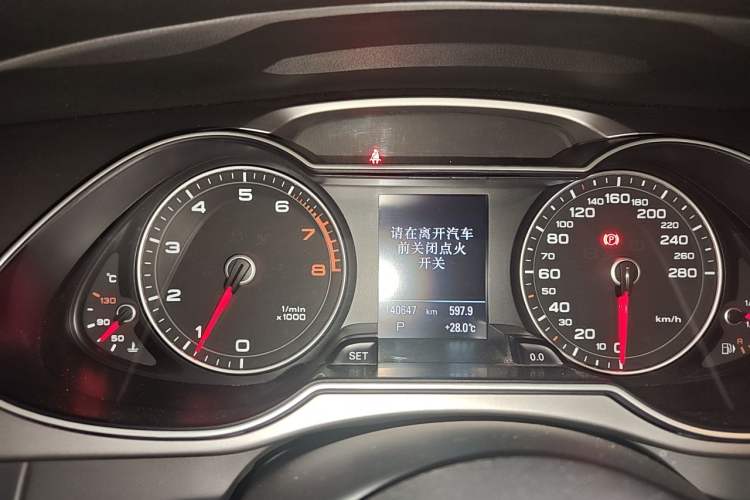 Used Audi A4 2013 40 TFSI allroad quattro Luxury Model Instrument Cluster