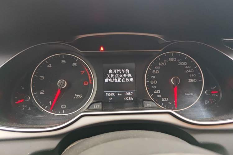 Used Audi A4 2013 40 TFSI allroad quattro Comfort model Instrument Cluster