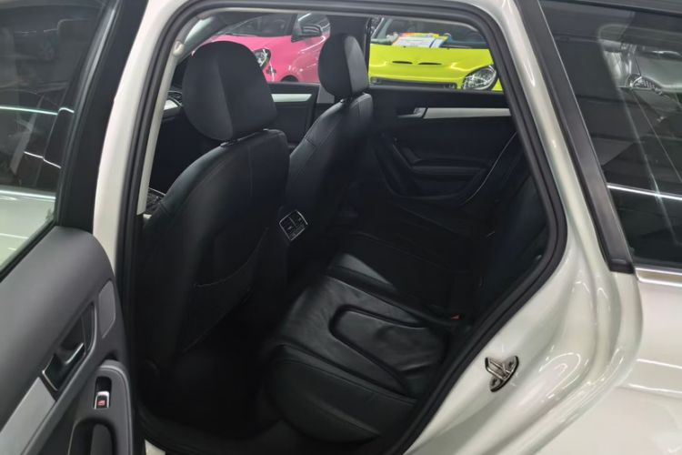 Used Audi A4 2013 40 TFSI allroad quattro Comfort model Interior 4