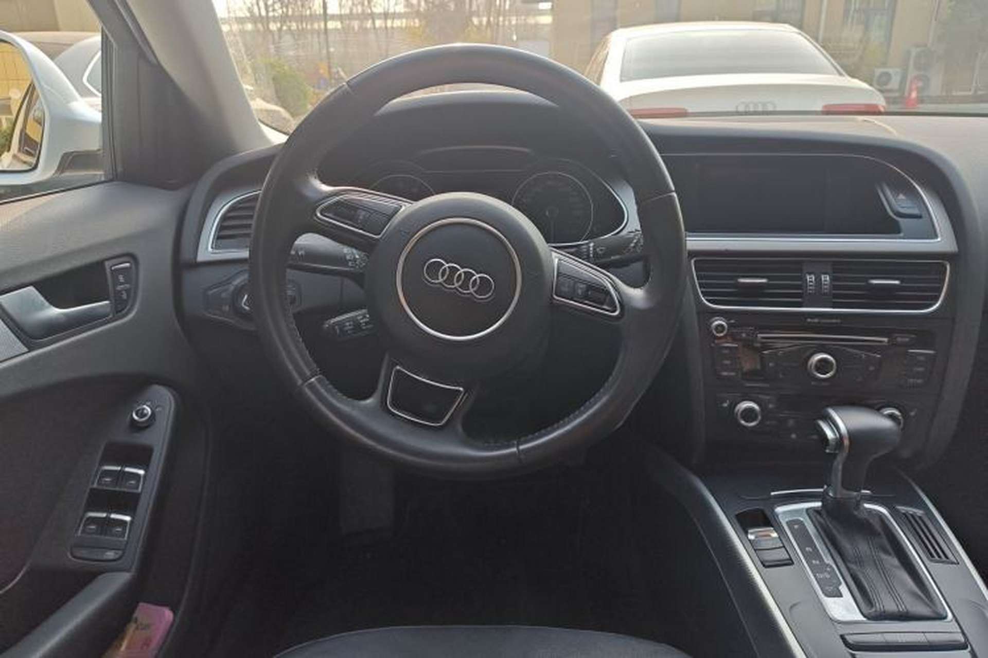 Used Audi A4 2013 40 TFSI allroad quattro Comfort model Steering Wheel