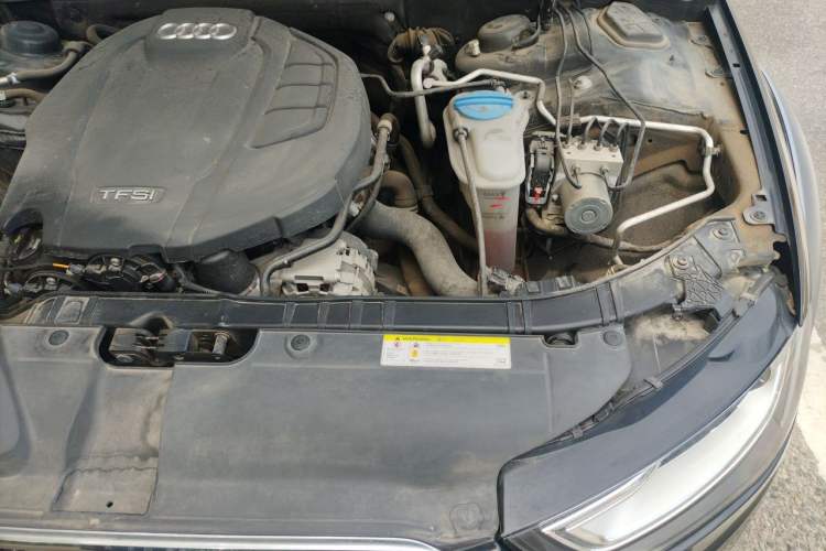 Used Audi A4 2014 40 TFSI allroad quattro plus version Engine Bay Left