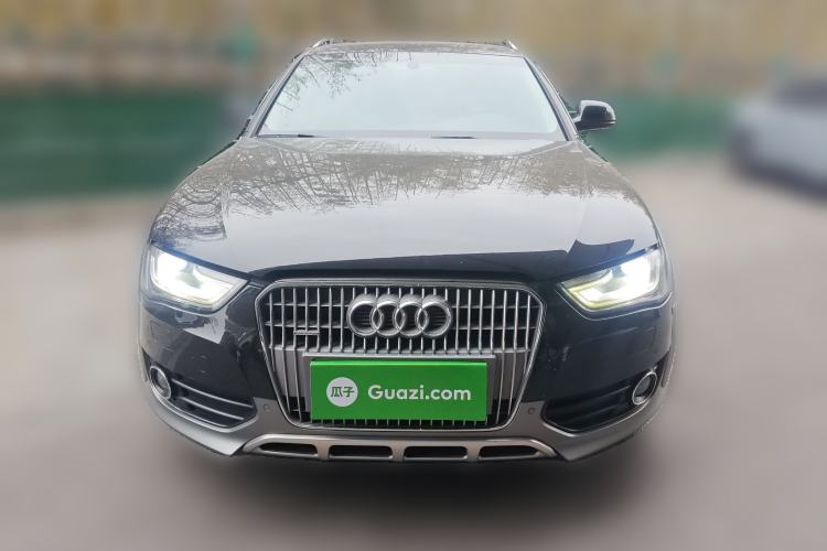 Used Audi A4 2014 40 TFSI allroad quattro plus version Front