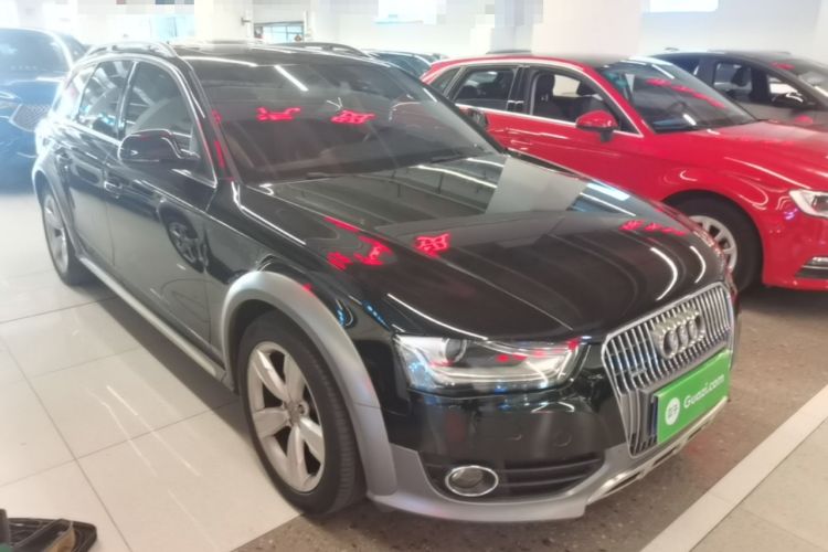 Used Audi A4 2014 40 TFSI allroad quattro plus version Front Right 45 Deg