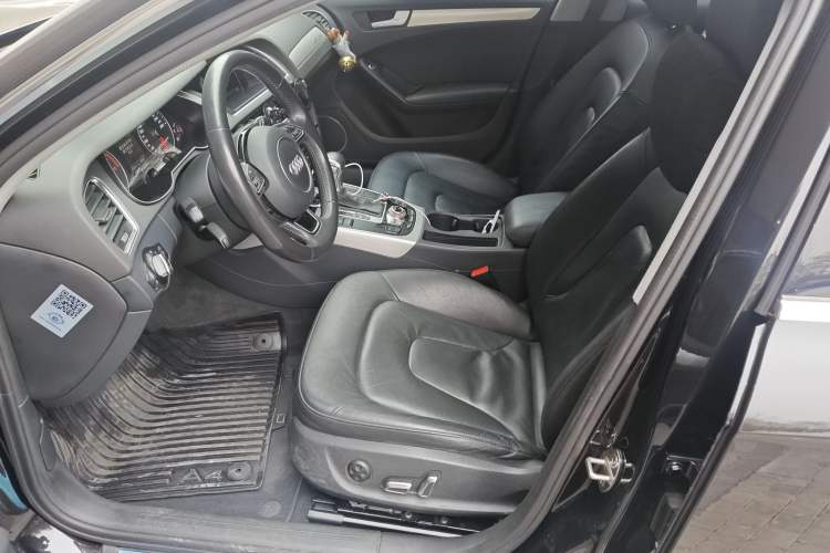 Used Audi A4 2014 40 TFSI allroad quattro plus version Left Front Seat