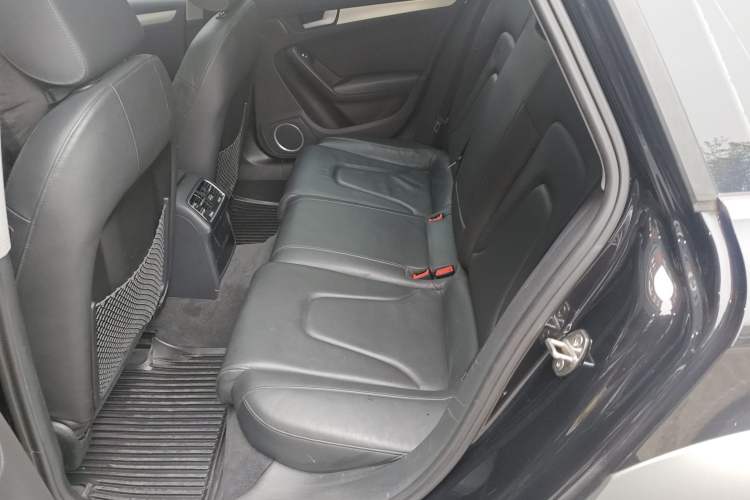 Used Audi A4 2014 40 TFSI allroad quattro plus version Left Rear Seat