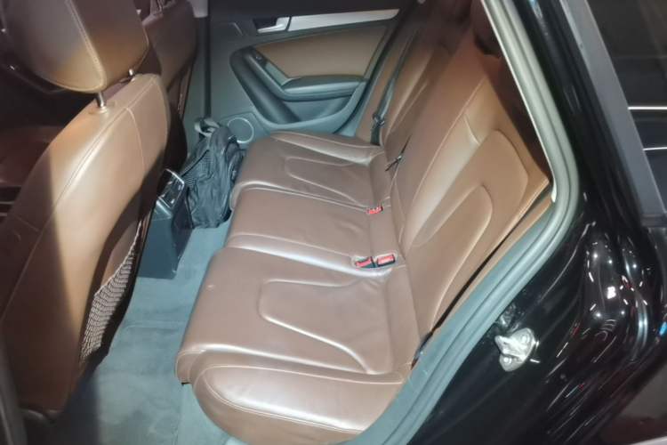 Used Audi A4 2014 40 TFSI allroad quattro plus version Left Rear Seat