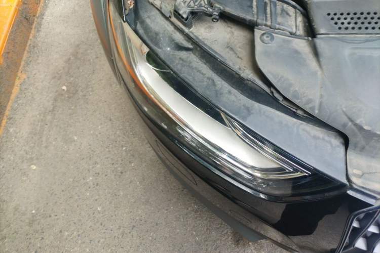 Used Audi A4 2014 40 TFSI allroad quattro plus version Right Front Headlight