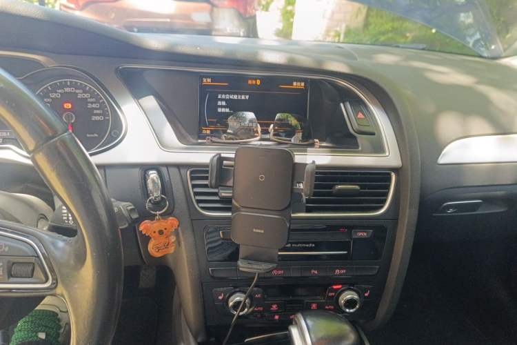 Used Audi A4 2014 40 TFSI allroad quattro plus version Audio And AC Panel