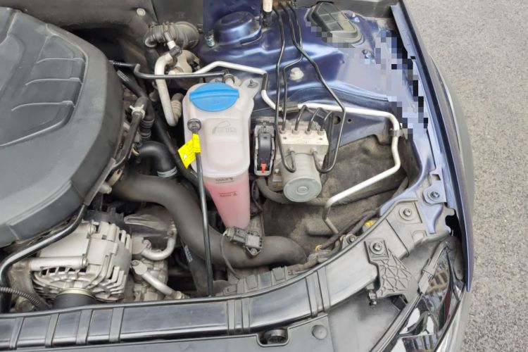 Used Audi A4 2014 40 TFSI allroad quattro plus version Engine Bay Left