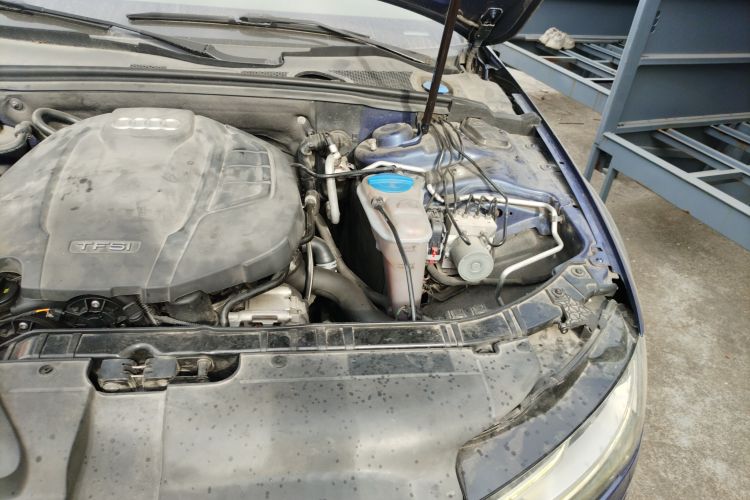 Used Audi A4 2014 40 TFSI allroad quattro plus version Engine Bay Left