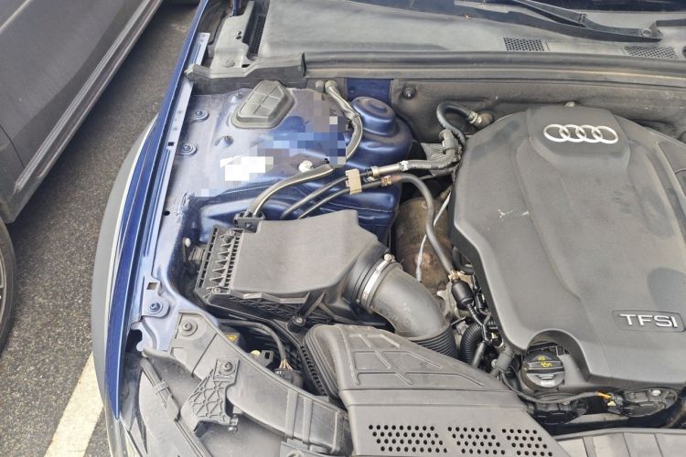 Used Audi A4 2014 40 TFSI allroad quattro plus version Engine Bay Right