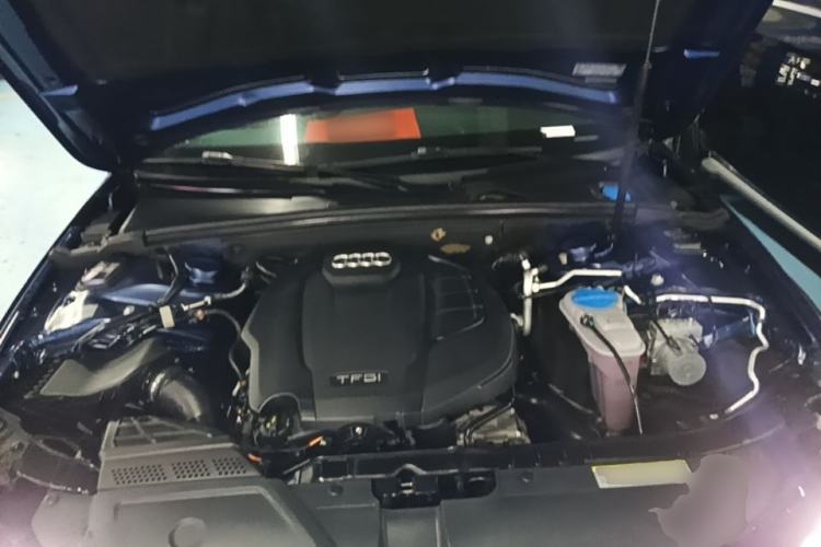 Used Audi A4 2014 40 TFSI allroad quattro plus version Engine Bay
