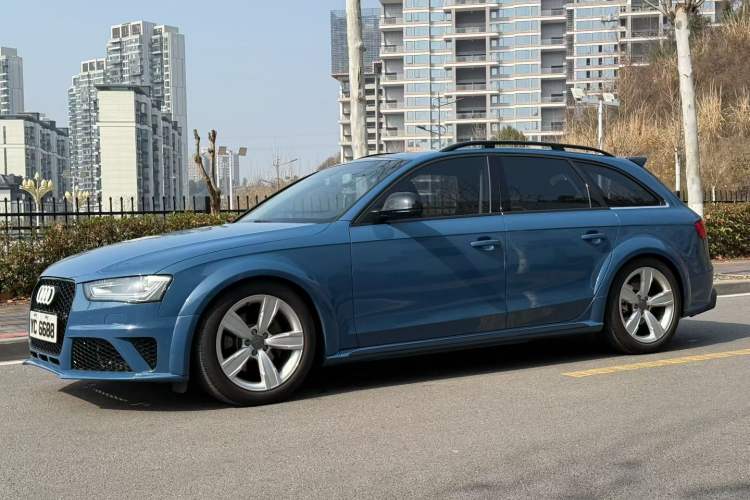 Used Audi A4 2014 40 TFSI allroad quattro plus version Exterior 2
