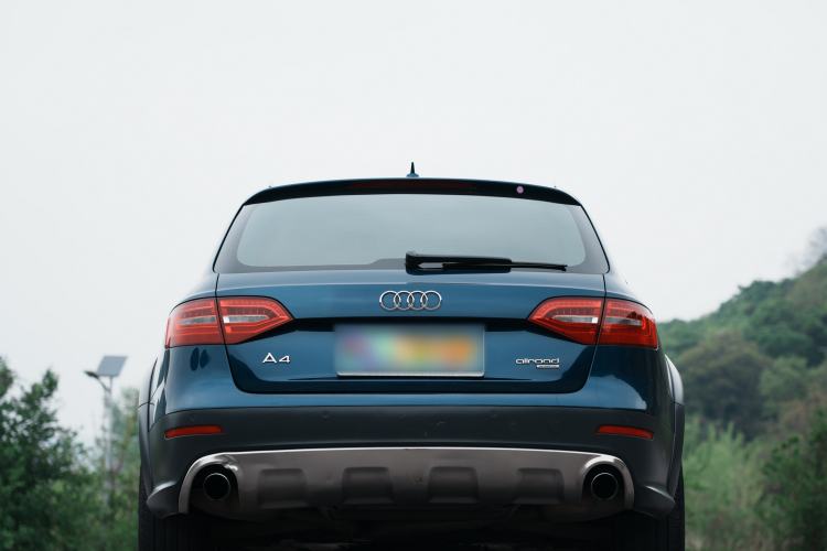 Used Audi A4 2014 40 TFSI allroad quattro plus version Exterior 4