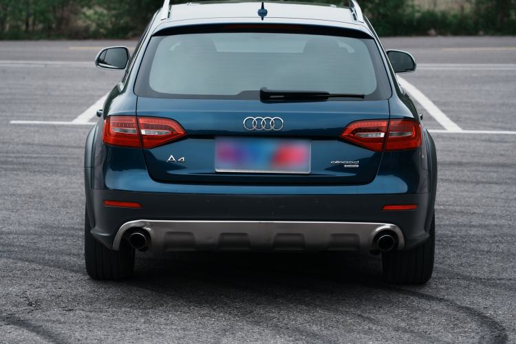 Used Audi A4 2014 40 TFSI allroad quattro plus version Exterior 5