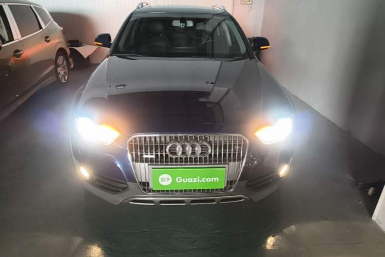 Used Audi A4 2014 40 TFSI allroad quattro plus version Front