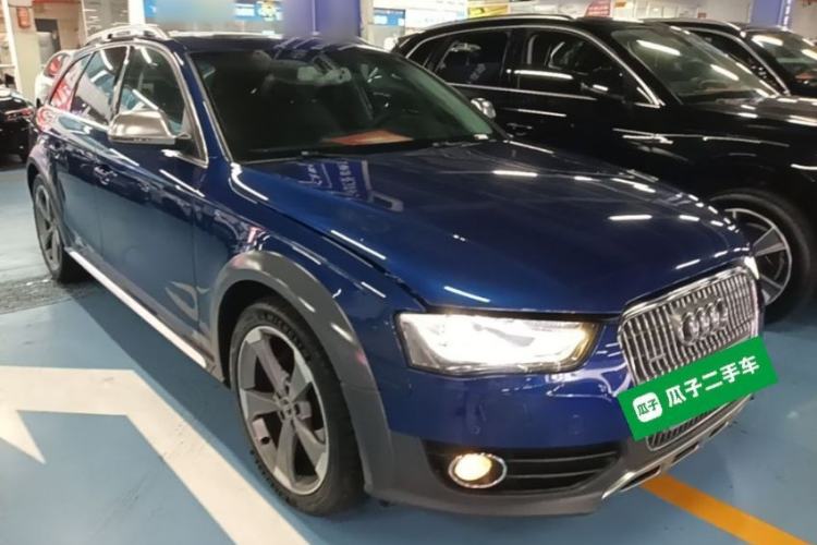 Used Audi A4 2014 40 TFSI allroad quattro plus version Front Right 45 Deg