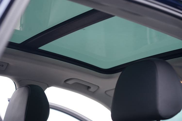 Used Audi A4 2014 40 TFSI allroad quattro plus version Headliner