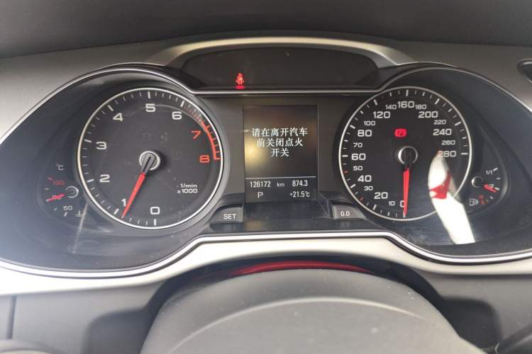 Used Audi A4 2014 40 TFSI allroad quattro plus version Instrument Cluster