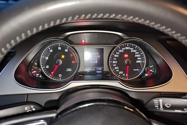 Used Audi A4 2014 40 TFSI allroad quattro plus version Instrument Cluster