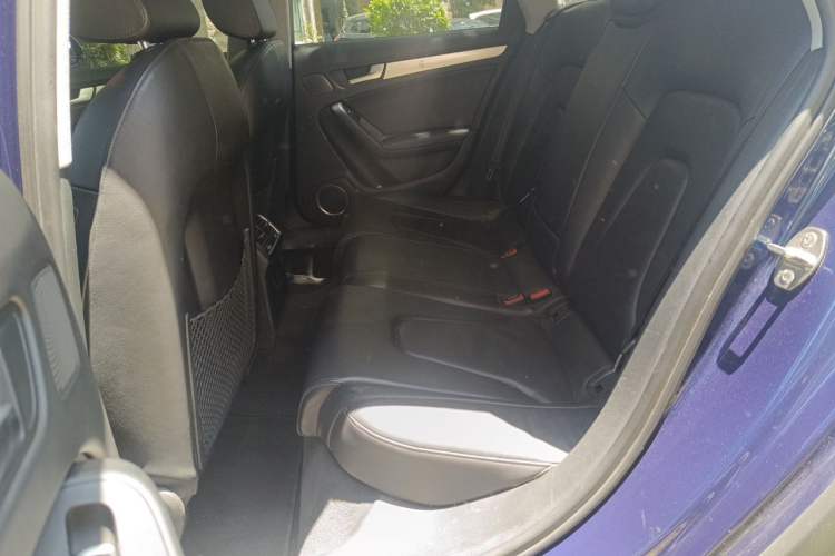 Used Audi A4 2014 40 TFSI allroad quattro plus version Left Rear Seat