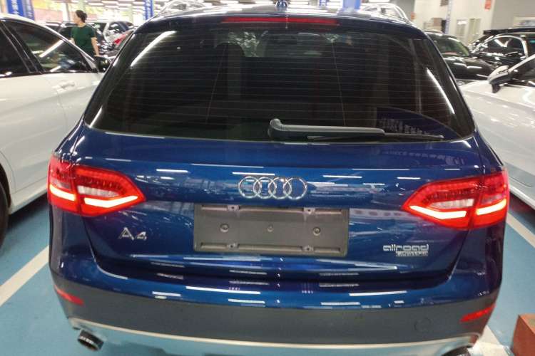 Used Audi A4 2014 40 TFSI allroad quattro plus version Rear