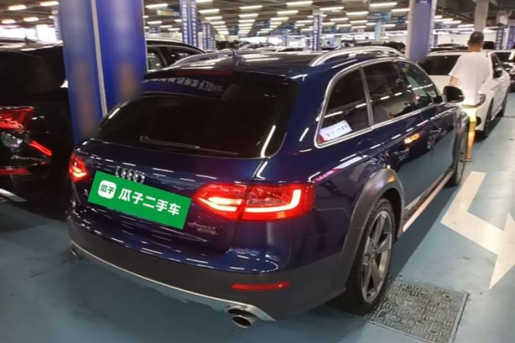 Used Audi A4 2014 40 TFSI allroad quattro plus version Rear Right 45 Deg