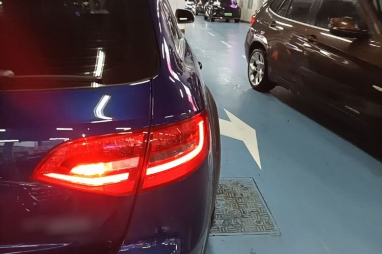 Used Audi A4 2014 40 TFSI allroad quattro plus version Right Rear Taillight