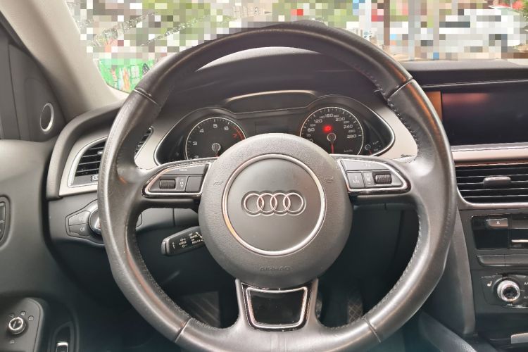 Used Audi A4 2014 40 TFSI allroad quattro plus version Steering Wheel