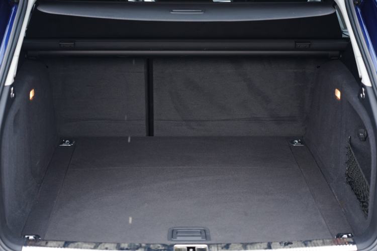 Used Audi A4 2014 40 TFSI allroad quattro plus version Trunk