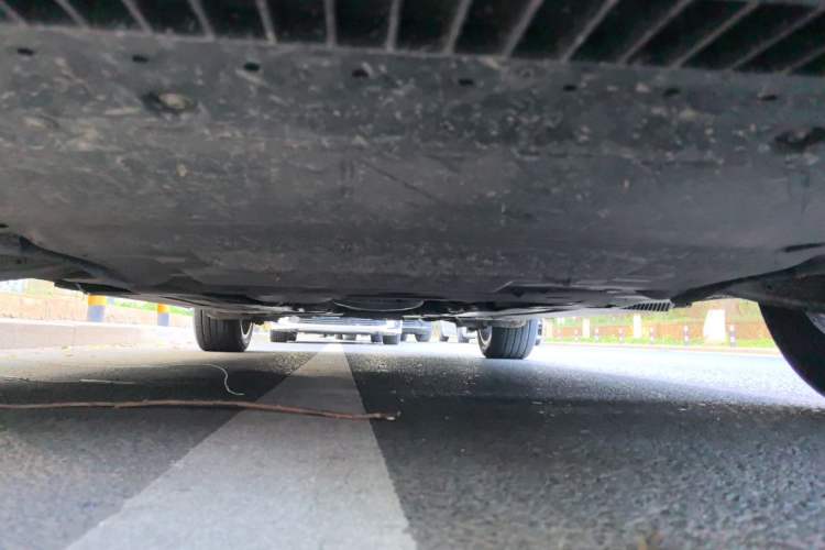Used Audi A4 2014 40 TFSI allroad quattro plus version Chassis Front