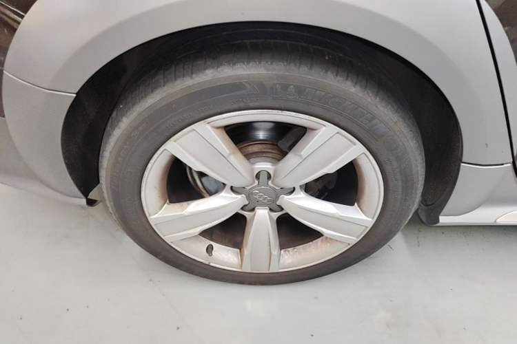 Used Audi A4 2014 40 TFSI allroad quattro plus version Exterior 5