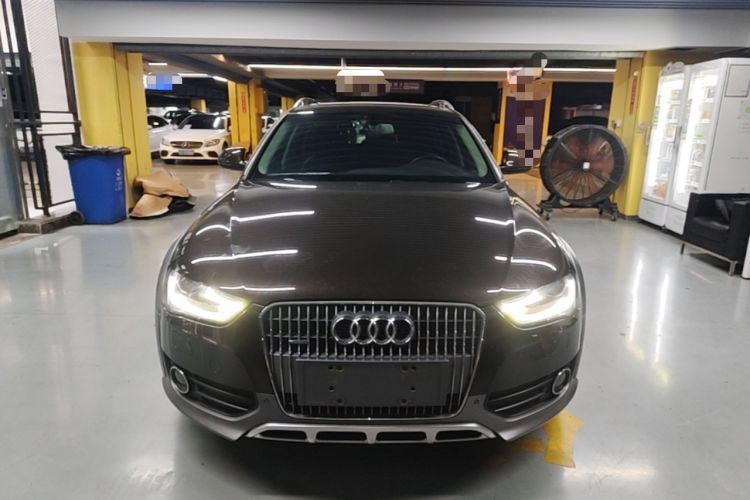 Used Audi A4 2014 40 TFSI allroad quattro plus version Front