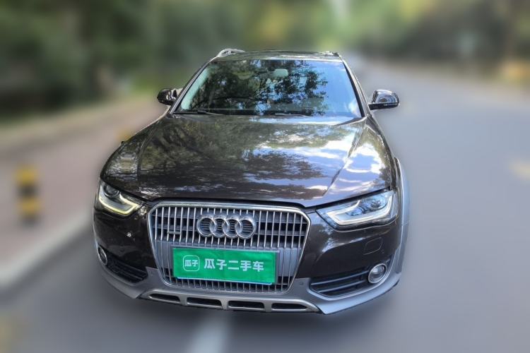 Used Audi A4 2014 40 TFSI allroad quattro plus version Front