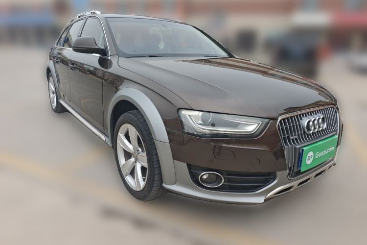 Used Audi A4 2014 40 TFSI allroad quattro plus version Front Right 45 Deg
