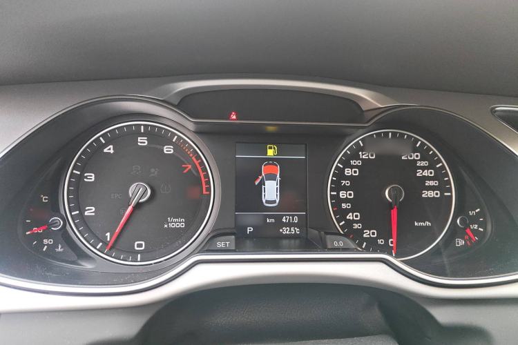 Used Audi A4 2014 40 TFSI allroad quattro plus version Instrument Cluster