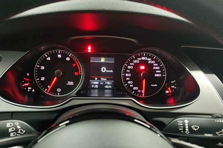 Used Audi A4 2014 40 TFSI allroad quattro plus version Instrument Cluster