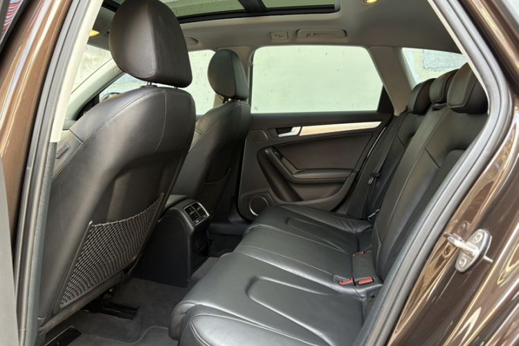 Used Audi A4 2014 40 TFSI allroad quattro plus version Interior 7