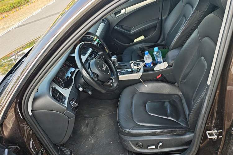 Used Audi A4 2014 40 TFSI allroad quattro plus version Left Front Seat