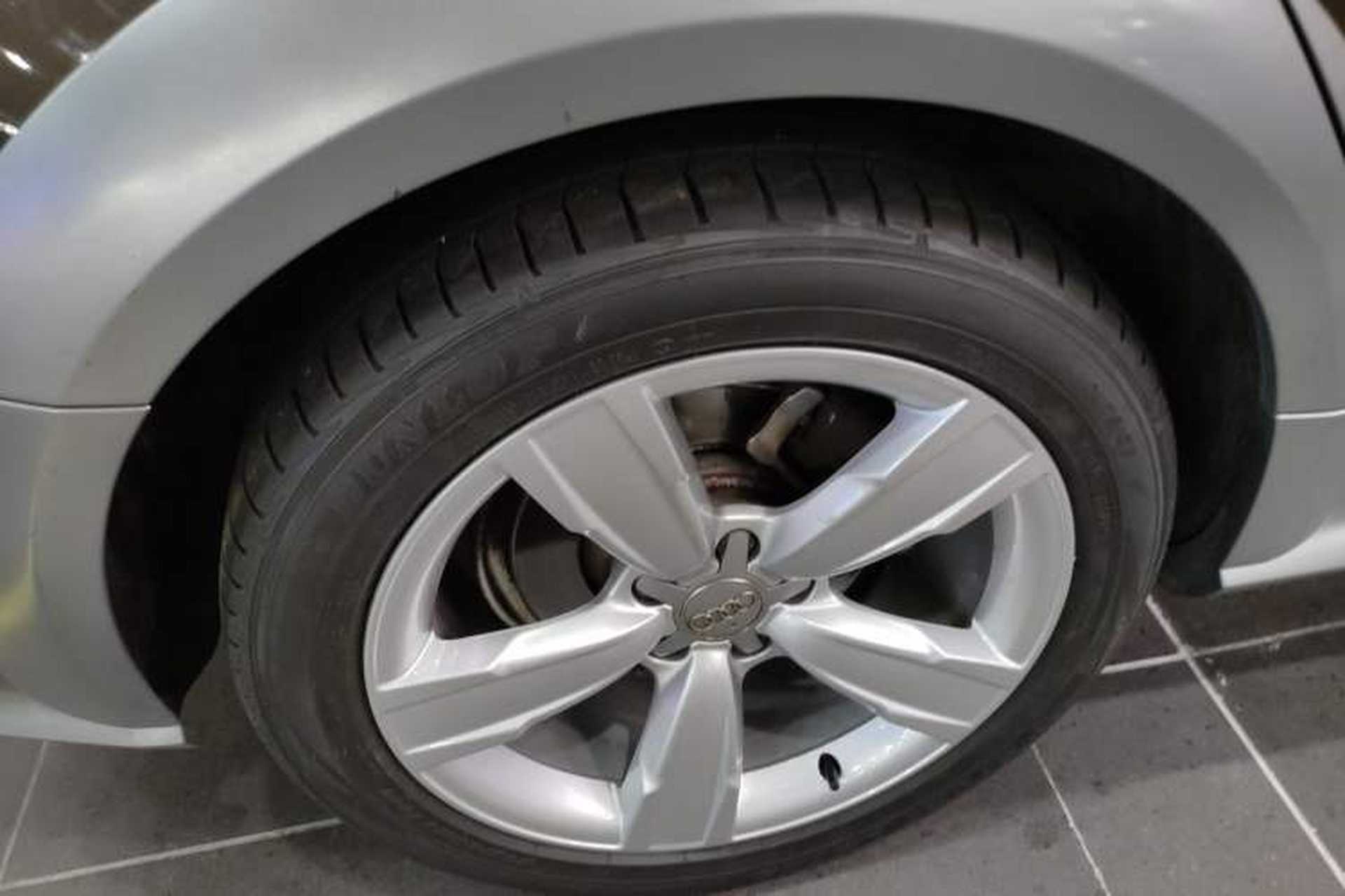 Used Audi A4 2014 40 TFSI allroad quattro plus version Right Rear Wheel Hub