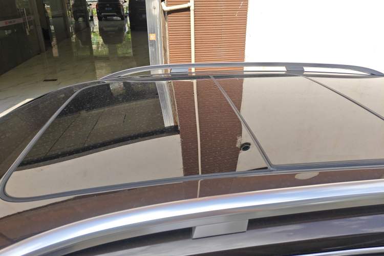 Used Audi A4 2014 40 TFSI allroad quattro plus version Roof