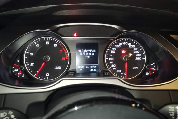 Used Audi A4 2014 40 TFSI allroad quattro plus version Instrument Cluster