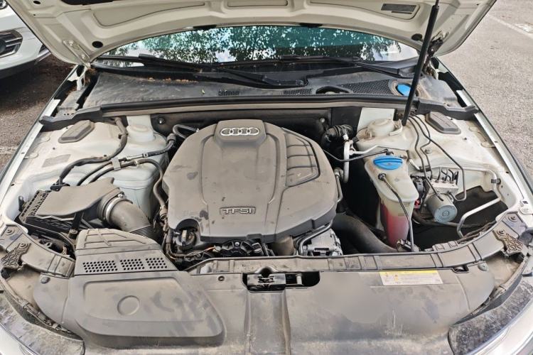 Used Audi A4 2014 40 TFSI allroad quattro plus version Engine Bay