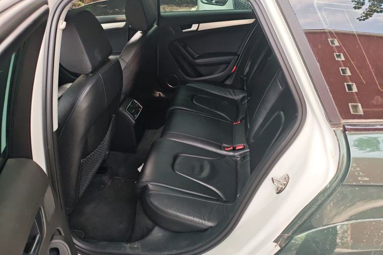 Used Audi A4 2014 40 TFSI allroad quattro plus version Left Rear Seat