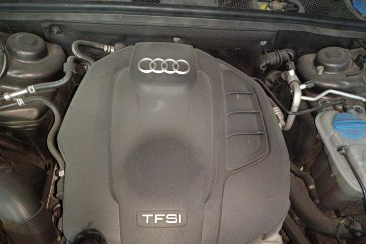 Used Audi A4 2014 40 TFSI allroad quattro plus version Engine Bay